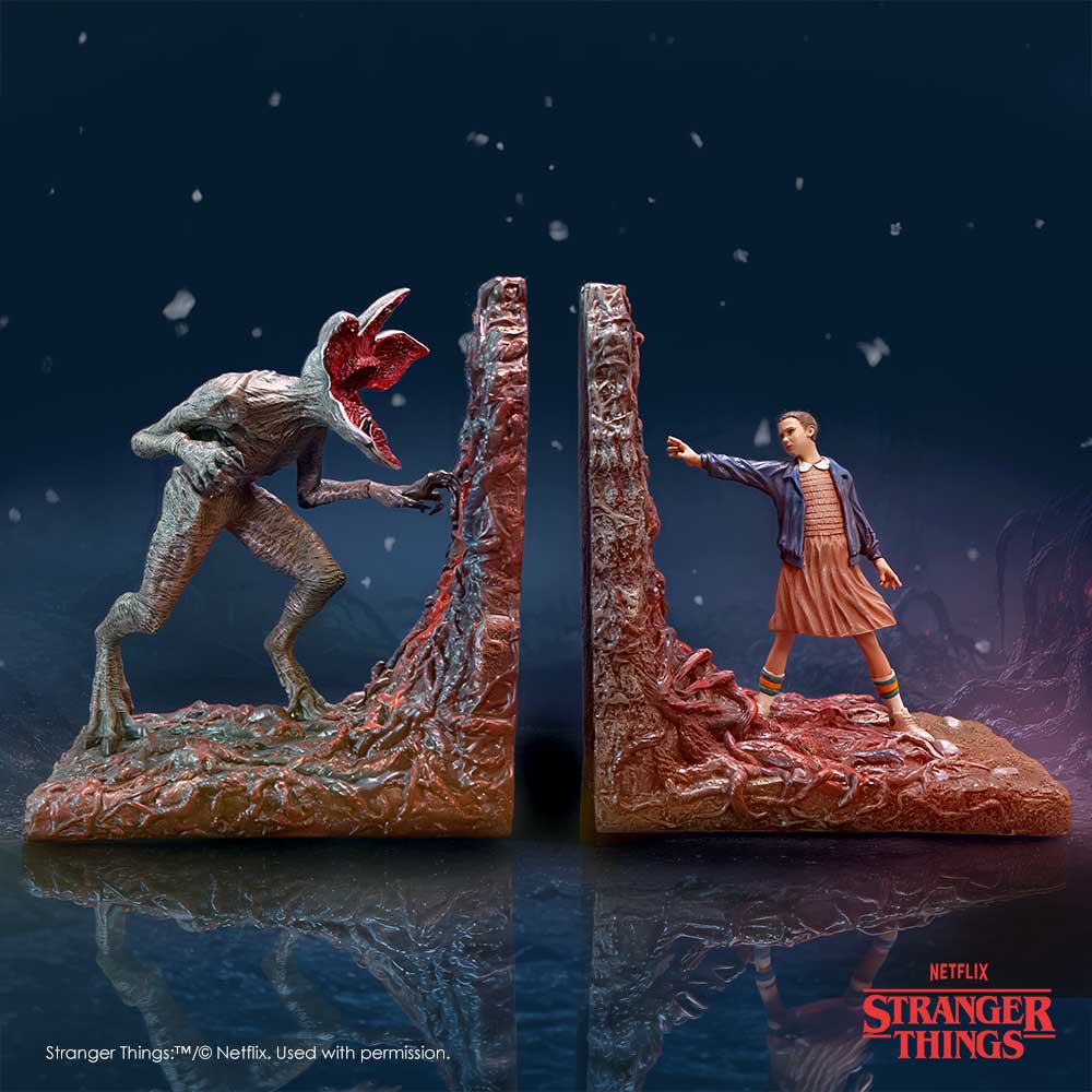 Stranger Things The Upside Down Bookends 17.7cm