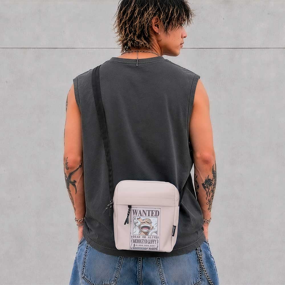 One Piece Luffy Wanted Poster Crossbody Bag 22.8cm