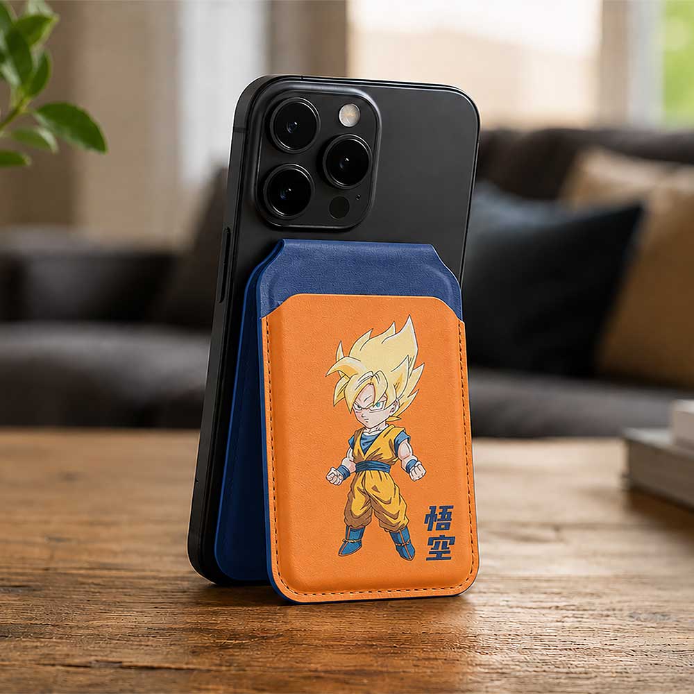 Dragon Ball Z Super Saiyan Goku Magsafe Card Holder 10.2cm