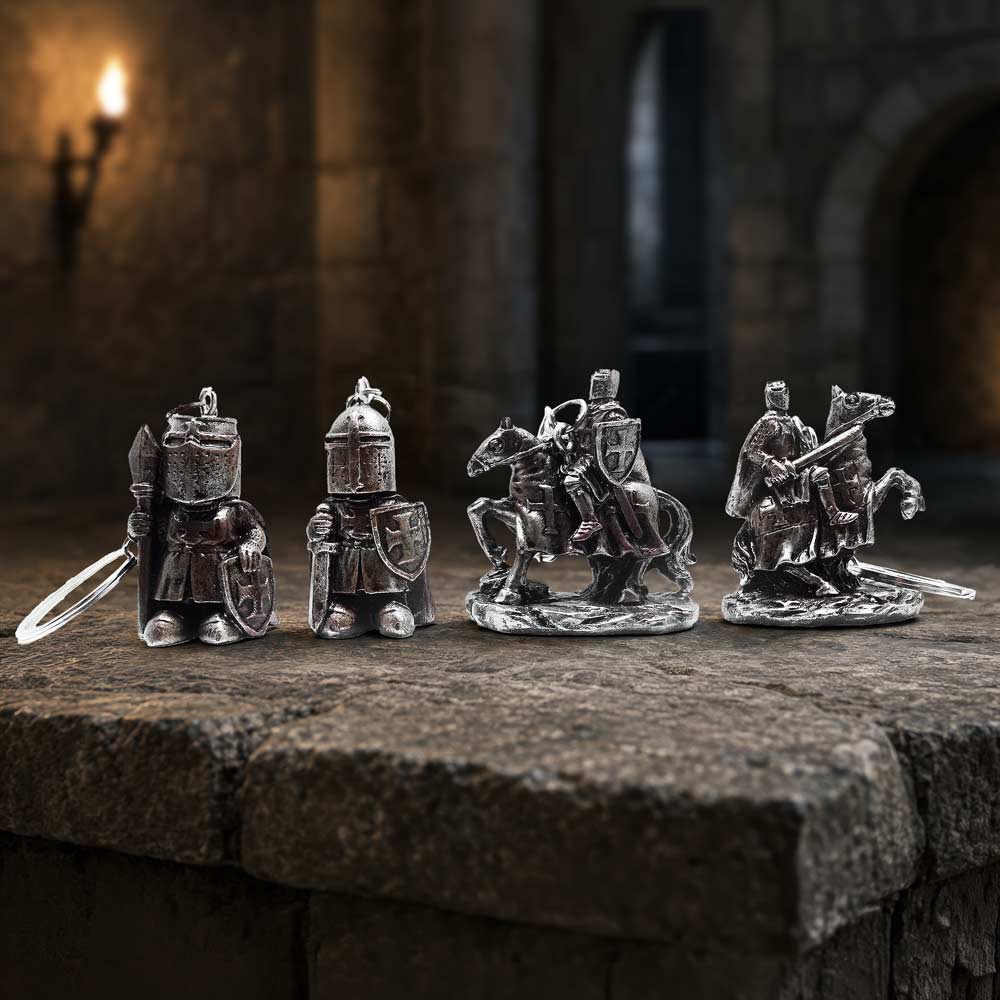 Knights in Shining Armour Keyrings (Pack of 24) 8.6cm